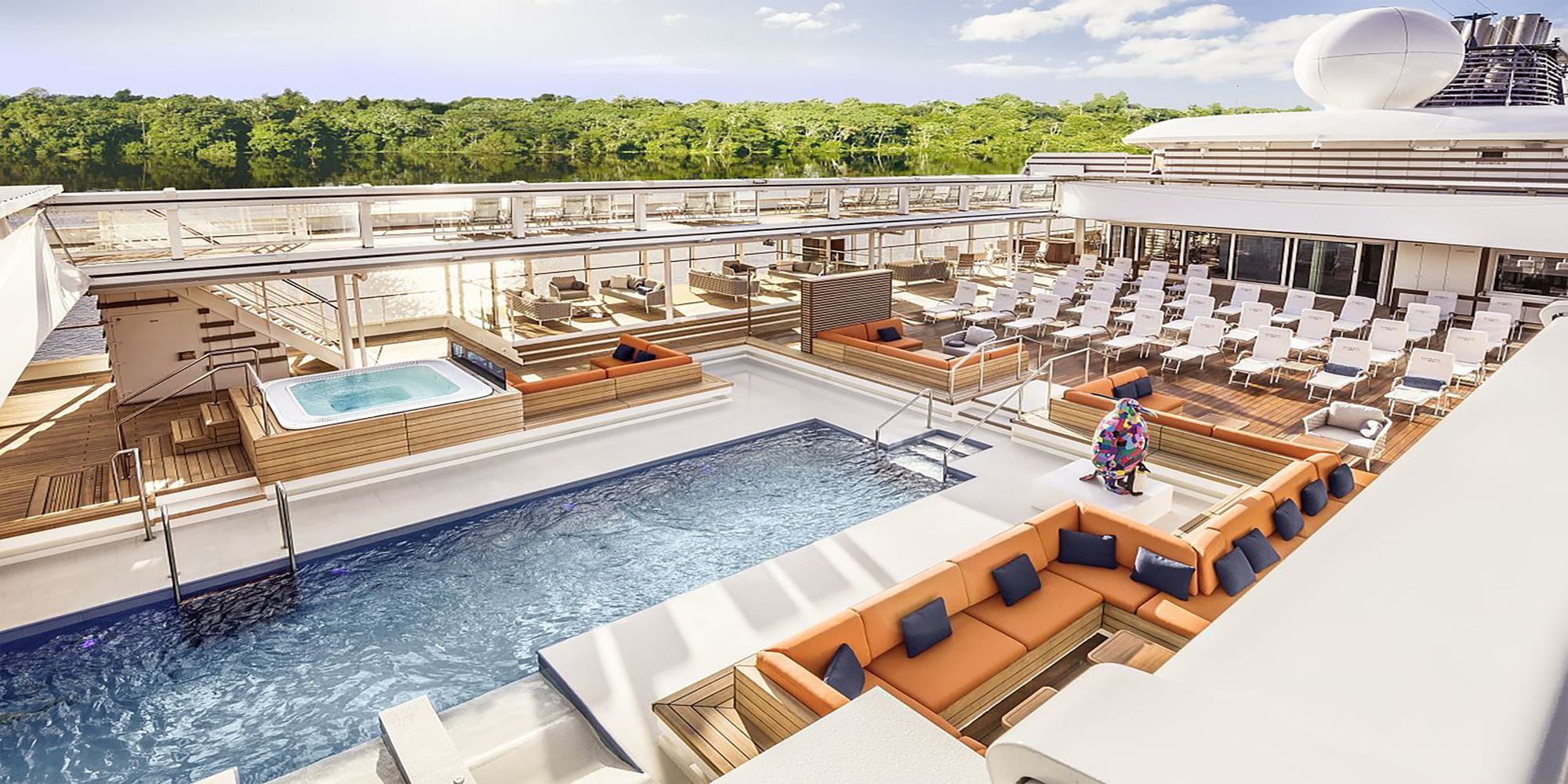 Great Lakes Cruise Hapag Lloyd